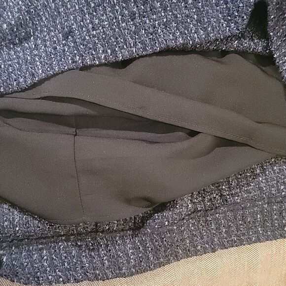 Theory blue/black tweed skirt   - Picture 8 of 9